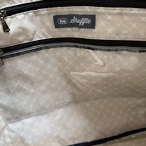 Lug Shuffle Tote - Picture 5 of 5